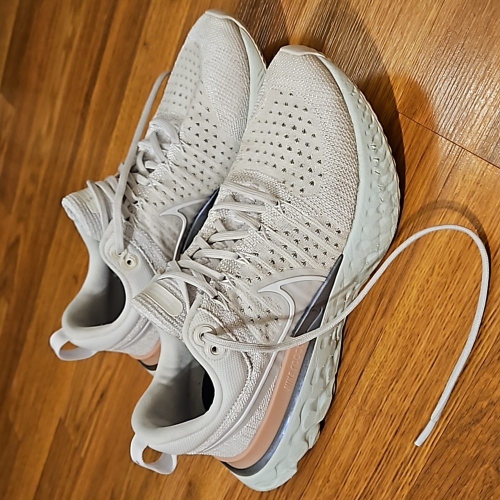Nike React Size 9